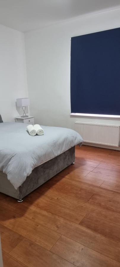 Cricklewood Broadway Guest Home London Exteriör bild